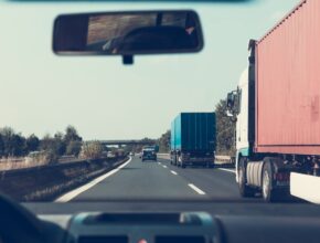 Italy Truck Driver Salary Guide: What You Can Expect to Earn by Region
