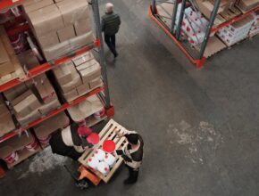 Warehouse Worker Visa Requirements for Italy: Step-by-Step Application Process